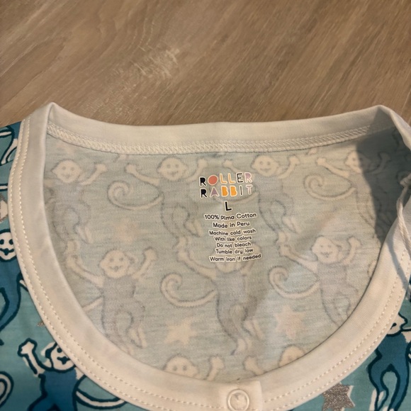 Roller Rabbit Pajama Set NWT - Picture 6 of 7